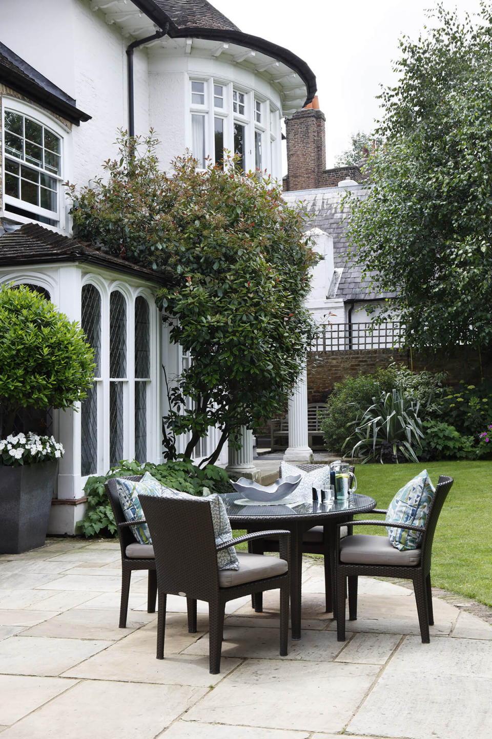 Luxury Outside Space Interior Design